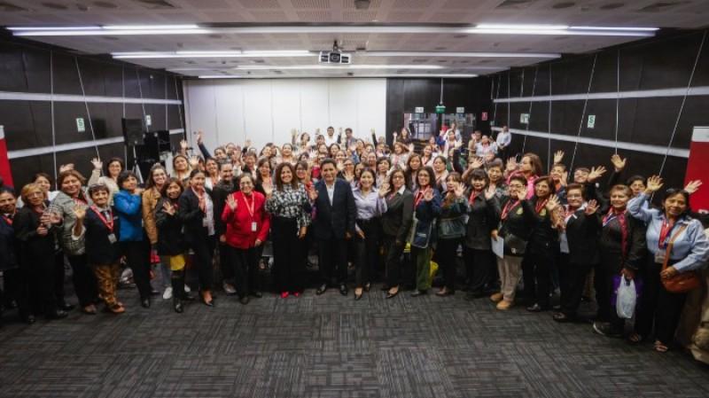 1.4 millones de mujeres fortalecen la economía desde cooperativas