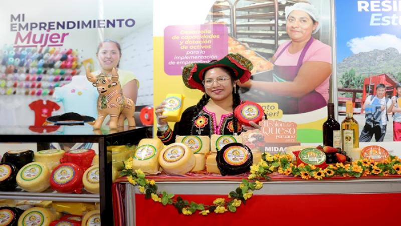 18 emprendimientos Haku Wiñay de Cajamarca, Cusco y Puno presentaron sus productos en III Salón del Queso Peruano