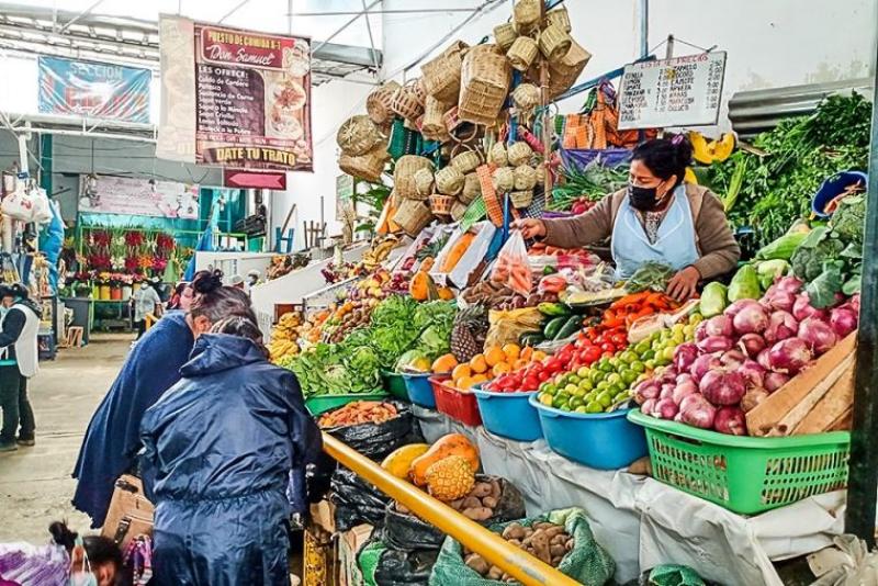 Abastecimiento de alimentos en mercados de Puno, Apurímac y Madre de Dios alcanza solo el 30%