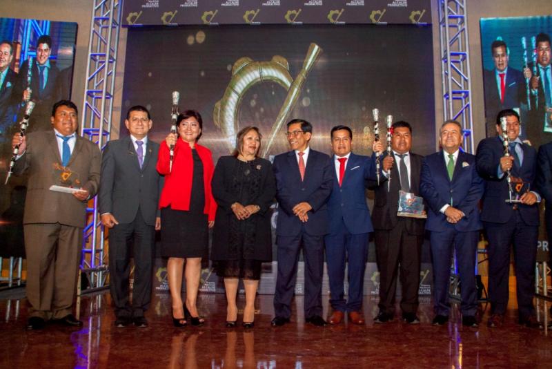 Alcaldes \"motores del cambio en el país\" fueron reconocidos por aplicar el enfoque de Municipio Productivo en el Perú