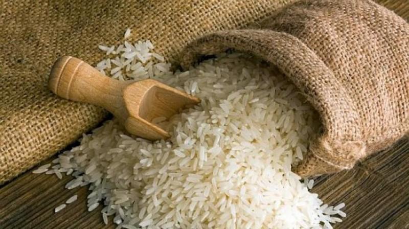 Arroz embolsado cede espacio al arroz a granel