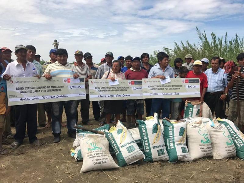 Ayer empezó entrega de primeros 137 bonos agrarios de emergencia en Piura