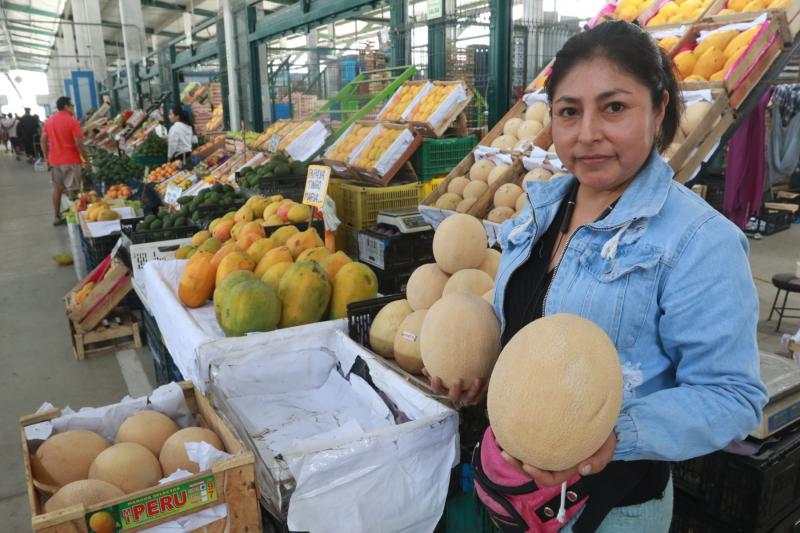 Ayer ingresaron más de 10.000 toneladas de alimentos a mercados mayoristas de Lima