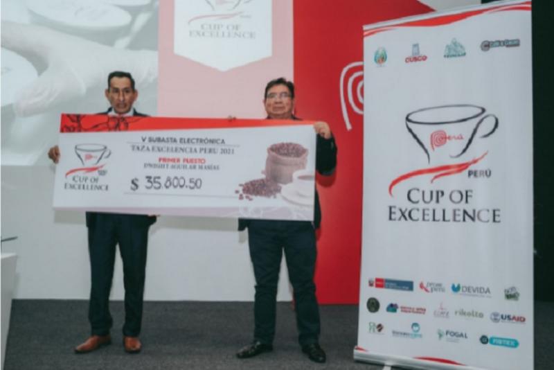 Café del Cusco logra más de US$ 35.800 en subasta internacional