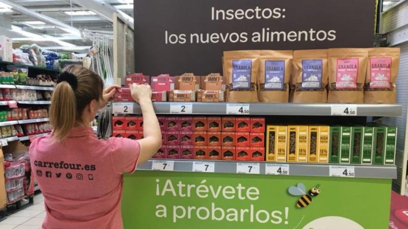 Carrefour lanza a la venta en Europa una gama de alimentos elaborados con  insectos