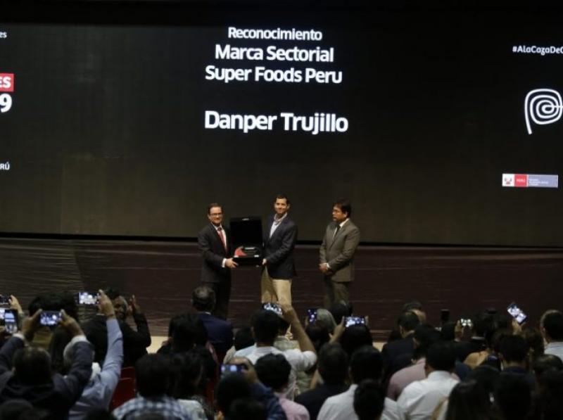 Danper recibió el premio Marcas Sectoriales – Superfoods