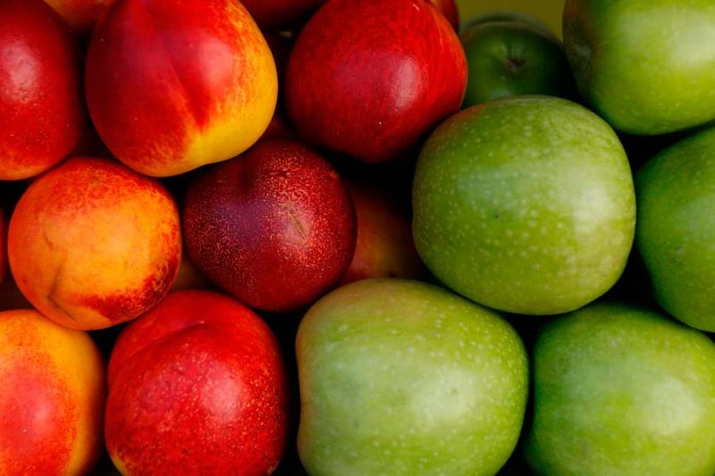 EE.UU. ordena retirar frutas chilenas de varios  Estados ante posible contaminación por listeria