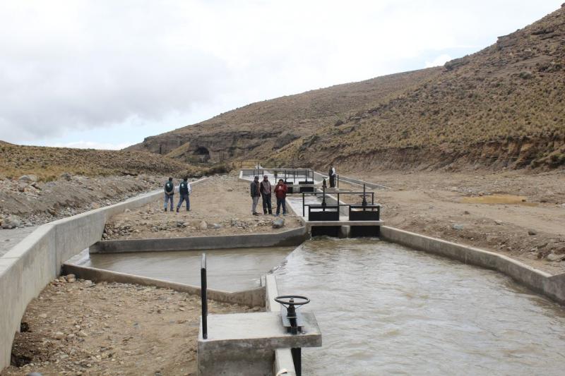 Entregan en Tacna bocatoma que dotará de agua a más de 3.600 hectáreas de cultivos
