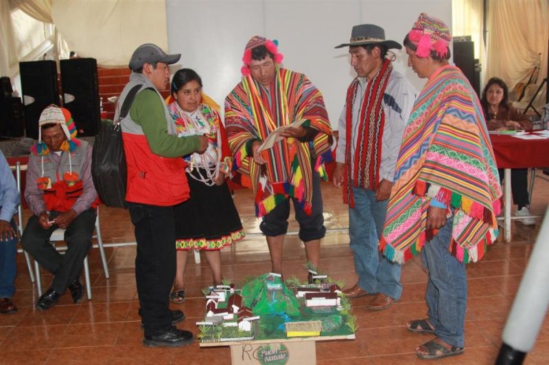 ESCUELA NACIONAL DE YACHACHIQS FORMARÁ LÍDERES CAMPESINOS