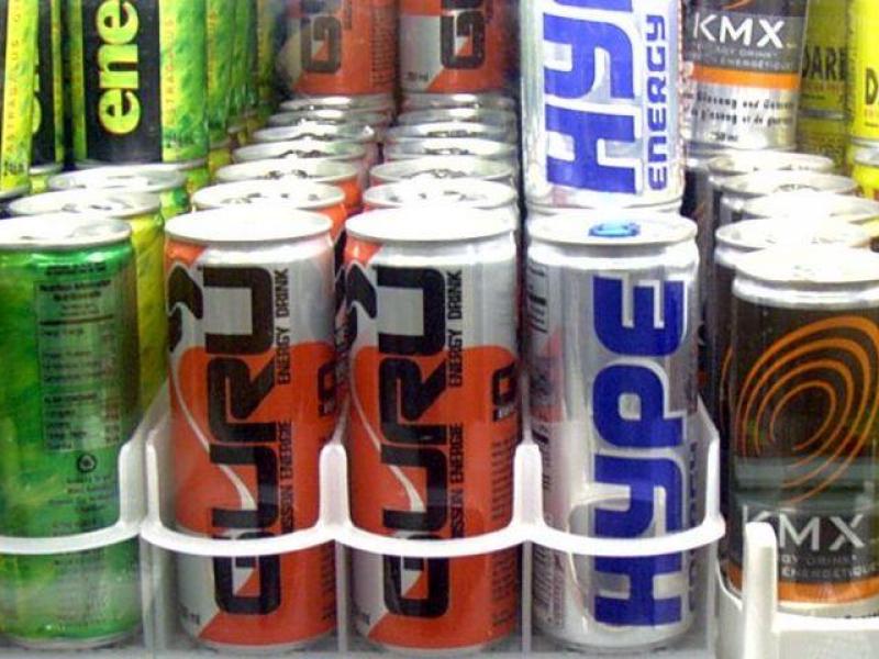 LITUANIA PROHÍBE VENTA DE BEBIDAS ENERGÉTICAS A MENORES