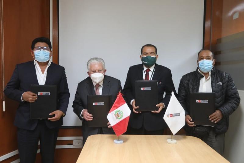 Midagri suscribe convenio de cooperación con Southern Perú para rehabilitar andenes y conservar suelos