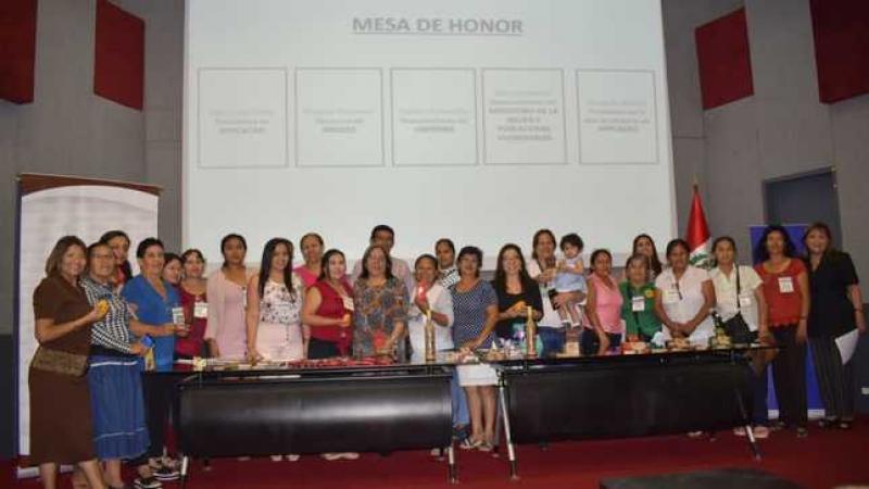 Mujeres cacaoteras fortalecieron sus capacidades productivas