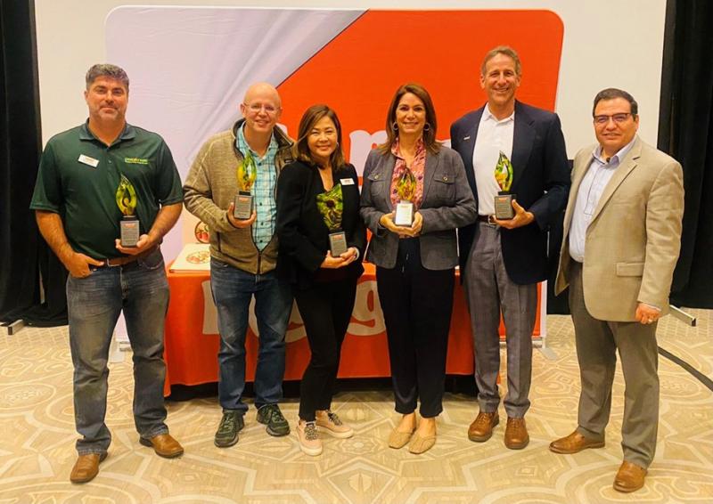 National Mango Board reconoce a personalidades por su contribución y apoyo a la industria del mango