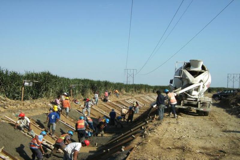 OBRAS POR IMPUESTOS: HAY 75 PROYECTOS DE IRRIGACIÓN POR S/.165 MILLONES EN CARTERA