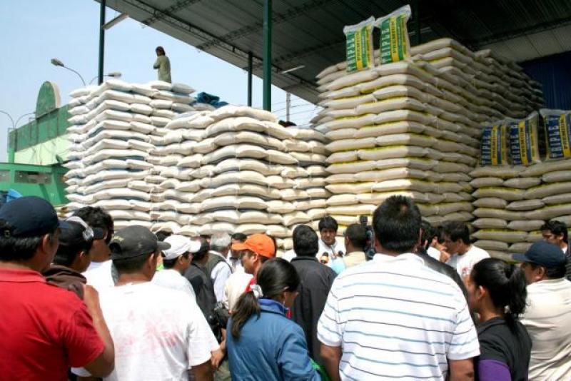 Promulgan leyes de información de origen de alimentos y exoneración de impuesto a exportación de arroz
