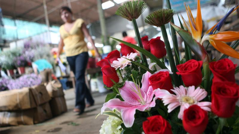 San Valentín impulsa ventas de florerías a niveles prepandemia