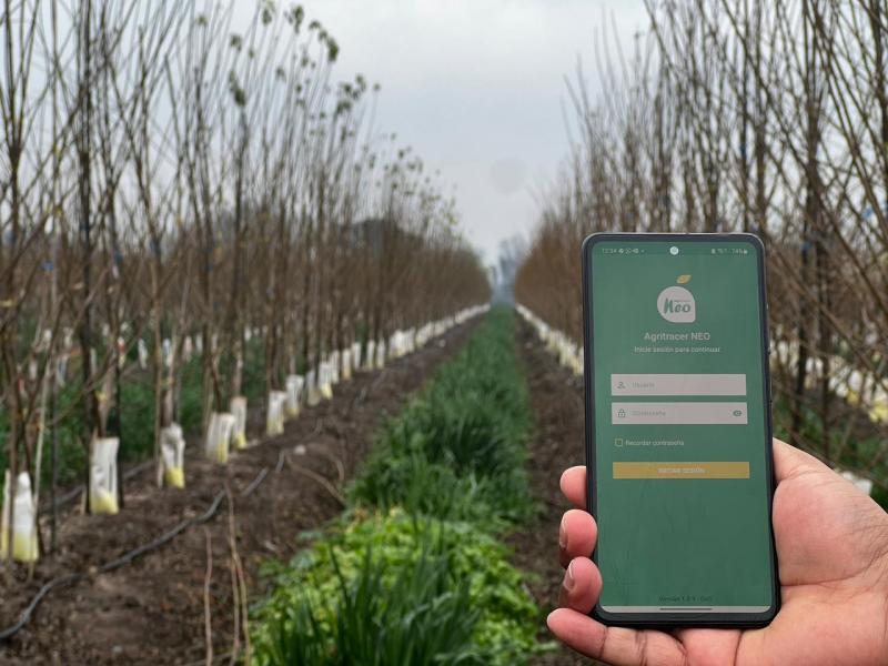 Startup peruana lanza plataforma tecnológica que permite a los pequeños y medianos agricultores ahorros de 30% en sus operaciones