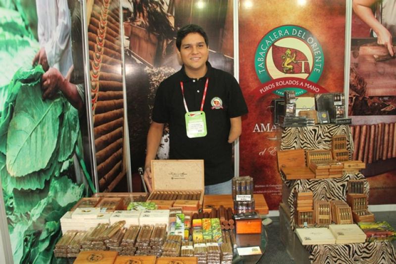 TABACALERA DEL ORIENTE EXPORTARÍA 200 MIL PUROS Y 30 TONELADAS DE TABACO ESTE AÑO