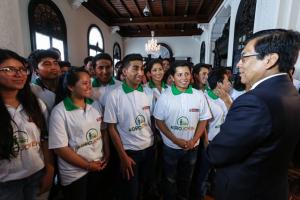 200 universitarios participan de la primera promoción de Agrojoven