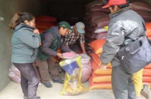 Agro Rural entrega más de 12 mil kilos de semillas a organizaciones campesinas en Junín