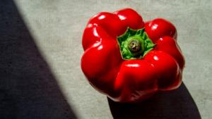 Científicos revelan por qué ciertos alimentos ayudan a combatir el cáncer