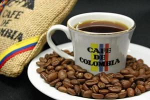 COLOMBIA: PRODUCCIÓN DE CAFÉ CRECIÓ 25% EN LOS ÚLTIMOS DOCE MESES