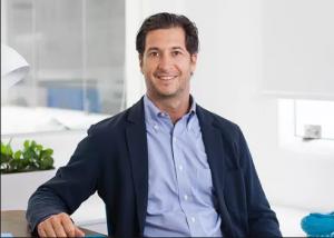 ¿Cómo concatenó el Grupo Alimenta la producción de huevo en polvo con las microalgas y los fertilizantes naturales?