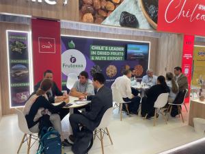 Delegación chilena de la ciruela deshidratada estrechó lazos en Anuga