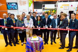 Delegación nacional lanzó la marca “SUPER FOODS PERU” en la feria Asia Fruit Logistica