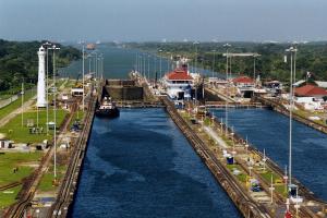 Desafíos en el canal de Panamá y su impacto en las agroexportaciones peruanas