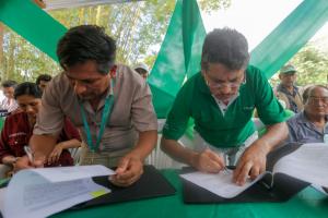 Devida y municipio de Monzón impulsan cultivo de frutas y crianza de peces