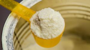Ejecutivo observó ley que prohíbe uso de leche en polvo para leche evaporada