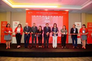 Empresas de Perú y Chile hacen negocios en Encuentro Binacional