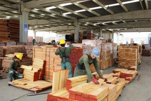 Envíos de productos semimanufacturados de madera sumaron US$ 46.073.000 entre enero y agosto del 2022 mostrando una caída de -2.7%