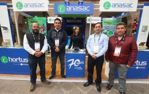 Hortus y su programa de apoyo y so<span class='highlight'>por</span><span class='highlight'>te</span> al agricultor peruano