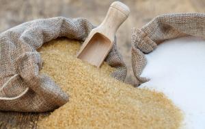 Importaciones de azúcar se muestran irregulares, en tanto que exportación no es del todo aprovechada