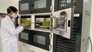 INIA implementa moderno laboratorio de semillas y biofertilizantes para procesar y generar semillas certificadas
