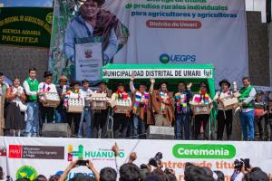 Midagri y Gobierno Regional Huánuco entregaron 973 títulos de propiedad a productores agropecuarios