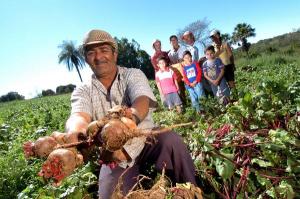 Minagri instaló Comisión Multisectorial para promover y desarrollar la Agricultura Familiar
