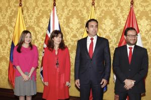 Perú suscribió acuerdo con Reino Unido y man<span class='highlight'>te</span>ndrá preferencias arancelarias