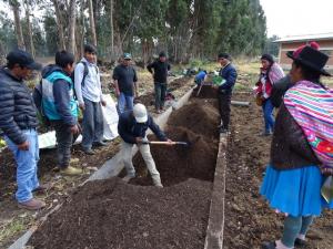 Productores aprenden técnicas para conservación y cuidado de suelos agrícolas