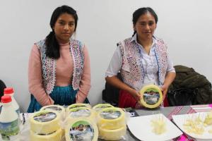 Productores de Arequipa ocupan primeros puestos en concurso de quesos de Perú y Brasil
