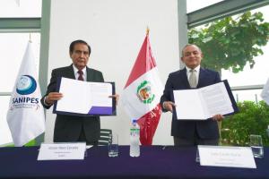 Sanipes y Universidad Científica del Sur firman convenio impulsando el desarrollo del sector hidrobiológico