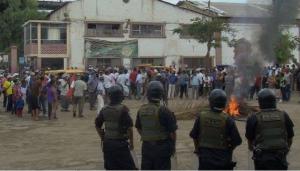 Violentos enfrentamientos se registran en Tumán por continuidad del directorio de azucarera