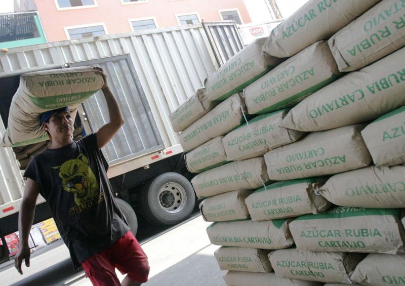 Actualizan precios de referencia a importaciones de maíz, azúcar, arroz y leche en polvo