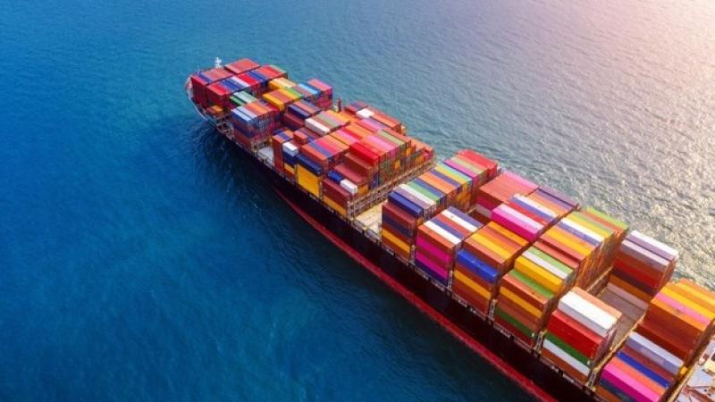 Autoridades de EE.UU. proponen cobrar a buques chinos hasta US$1,5 millones por uso de puertos