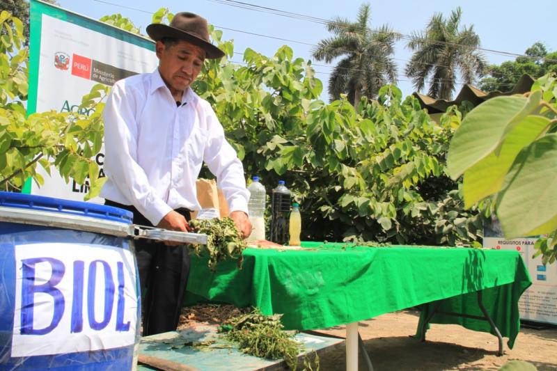 Biol: el método artesanal preventivo para mejorar el rendimiento y calidad de los productos agropecuarios