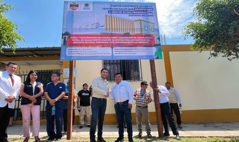 Colocan primera piedra para ampliación del Centro de Salud de Nuevo Chao que realizará Hortifrut Perú a través de Obras por Impuestos