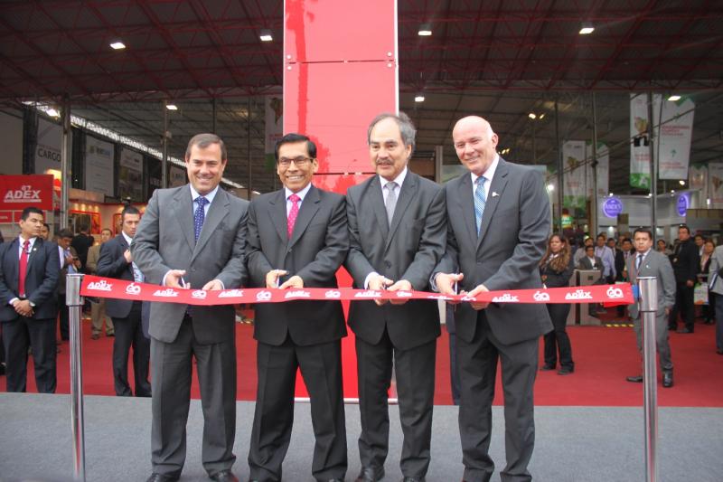 Con el foco en el biocomercio e inclusión de joyería, confecciones y artesanías, se inauguró Expoalimentaria