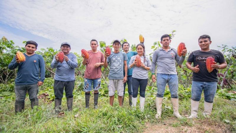 Devida entrega equipamiento menor a cooperativa agraria de Codo del Pozuzo